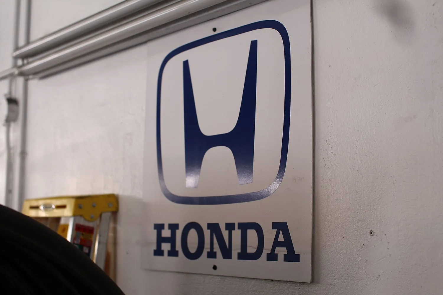 Honda sign at the Japanese Auto Tech shop in Miami